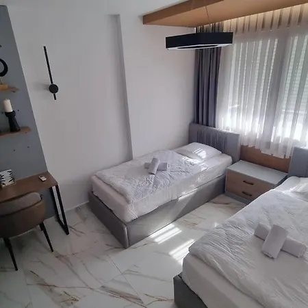 Velvet Vista Luxury 1057